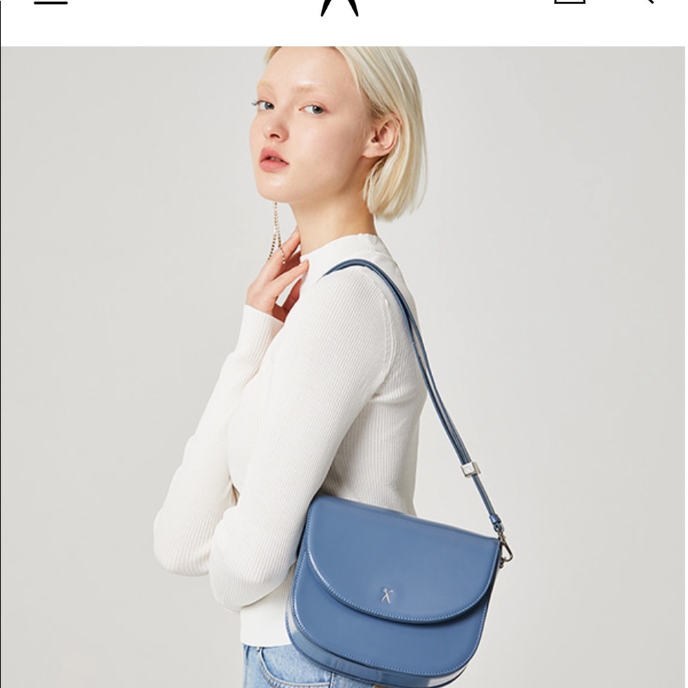 Joseph&Stacy  Luna disco cross bag in British blue